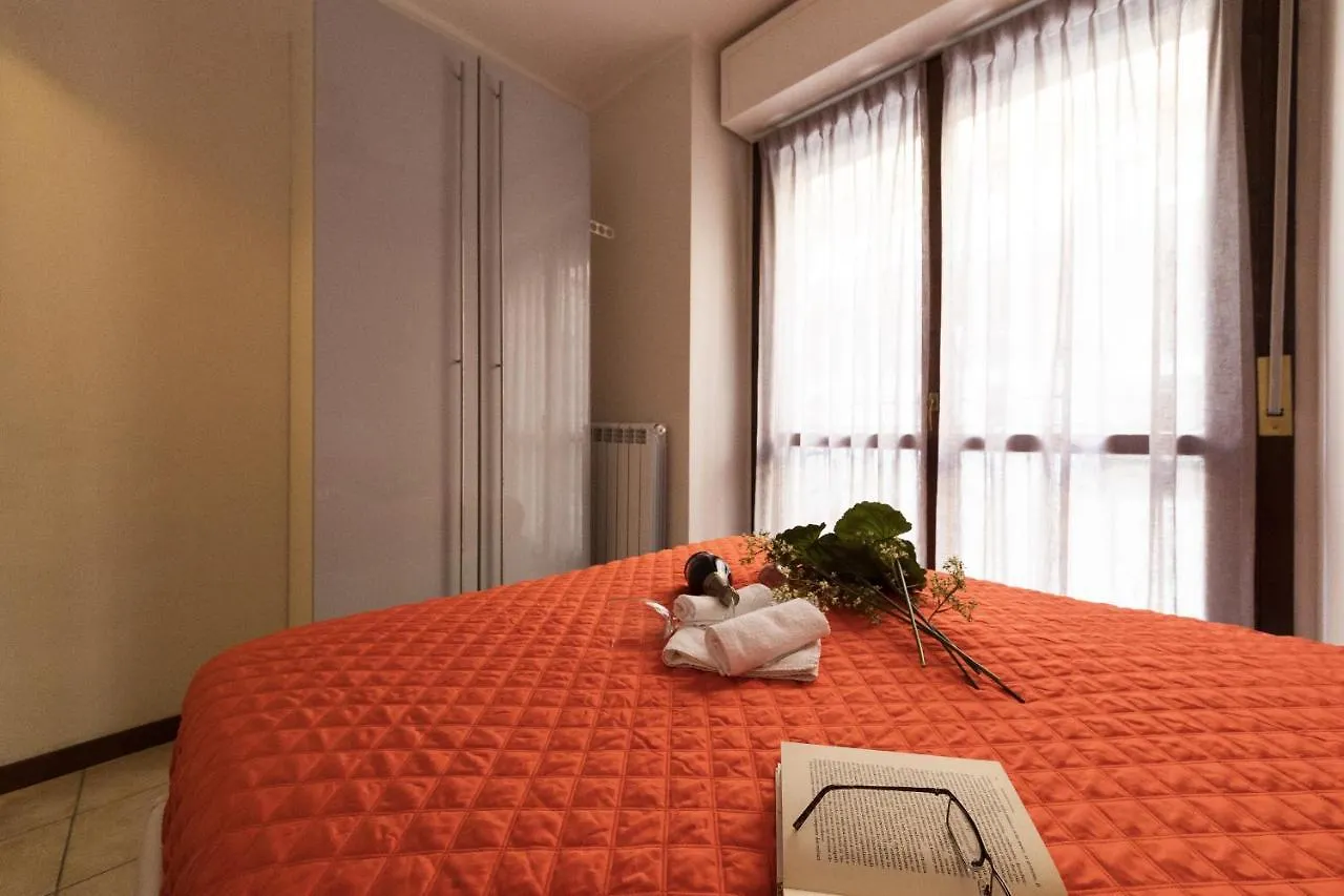 Modern Lakefront 2-Bedroom Apartment contacts